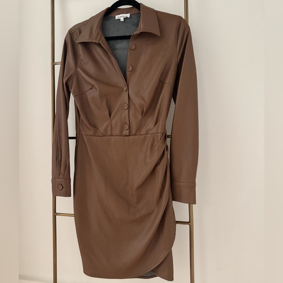 Heartloom | Revolve | Charlize Wrap Dress ~ Vegan Leather Wrap ~ Size Small - Picture 6 of 8